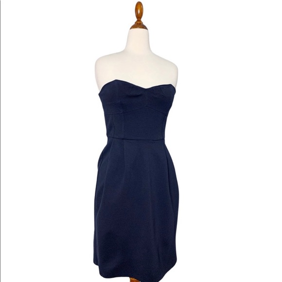 Diane Von Furstenberg Dresses & Skirts - Diane von Furstenberg size 2 Ponte strapless dress